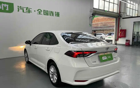 Toyota Corolla, 2021 год, 1 390 000 рублей, 4 фотография