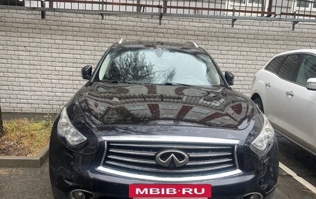 Infiniti FX II, 2013 год, 1 600 000 рублей, 2 фотография