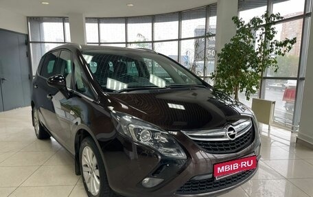 Opel Zafira C рестайлинг, 2013 год, 1 200 000 рублей, 2 фотография