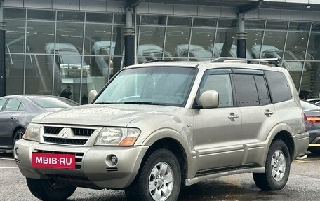 Mitsubishi Pajero III рестайлинг, 2004 год, 800 000 рублей, 3 фотография
