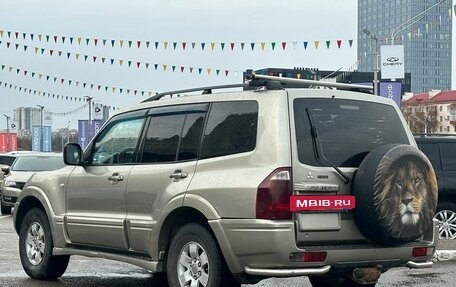 Mitsubishi Pajero III рестайлинг, 2004 год, 800 000 рублей, 4 фотография