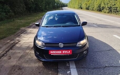 Volkswagen Polo VI (EU Market), 2012 год, 980 000 рублей, 3 фотография