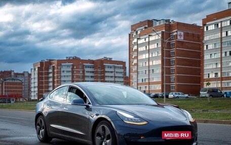 Tesla Model 3 I, 2019 год, 2 650 000 рублей, 2 фотография