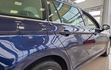 Volkswagen Passat B8 рестайлинг, 2018 год, 1 549 000 рублей, 12 фотография