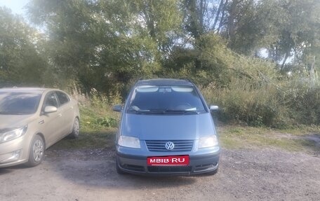 Volkswagen Sharan I рестайлинг, 2002 год, 450 000 рублей, 3 фотография
