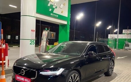 Volvo V90 II, 2018 год, 1 890 000 рублей, 3 фотография