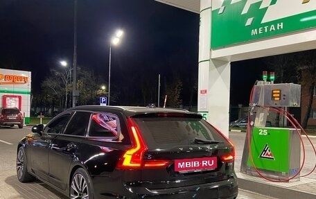 Volvo V90 II, 2018 год, 1 890 000 рублей, 2 фотография