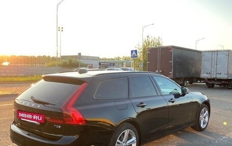 Volvo V90 II, 2018 год, 1 890 000 рублей, 6 фотография