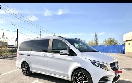 Mercedes-Benz V-Класс, 2020 год, 7 090 000 рублей, 10 фотография