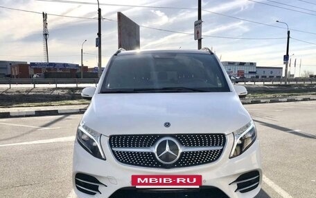 Mercedes-Benz V-Класс, 2020 год, 7 090 000 рублей, 3 фотография