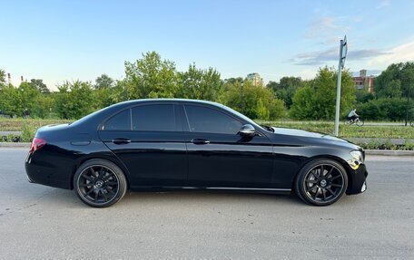 Mercedes-Benz E-Класс, 2018 год, 2 055 000 рублей, 17 фотография