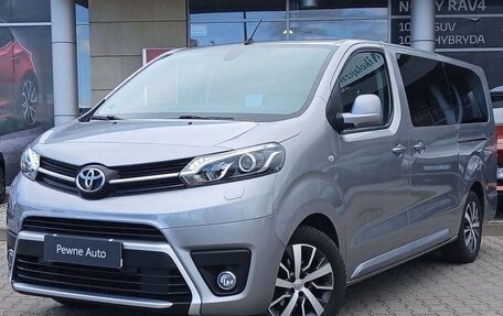 Toyota ProAce II, 2021 год, 3 100 000 рублей, 2 фотография