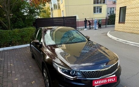 KIA Optima IV, 2017 год, 1 630 000 рублей, 2 фотография