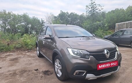 Renault Logan II, 2019 год, 680 000 рублей, 2 фотография