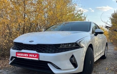 KIA K5, 2021 год, 2 500 000 рублей, 2 фотография