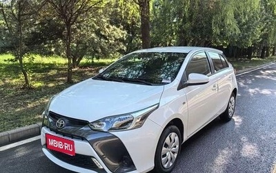 Toyota Yaris XP150 рестайлинг, 2021 год, 949 777 рублей, 1 фотография