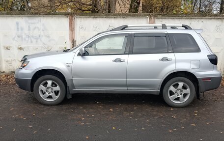 Mitsubishi Outlander III рестайлинг 3, 2003 год, 585 000 рублей, 5 фотография