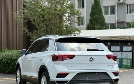 Volkswagen T-Roc I, 2021 год, 1 587 000 рублей, 4 фотография