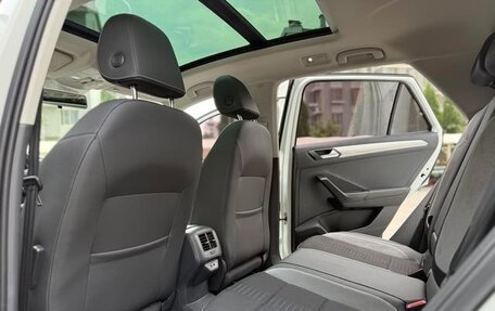 Volkswagen T-Roc I, 2021 год, 1 587 000 рублей, 10 фотография