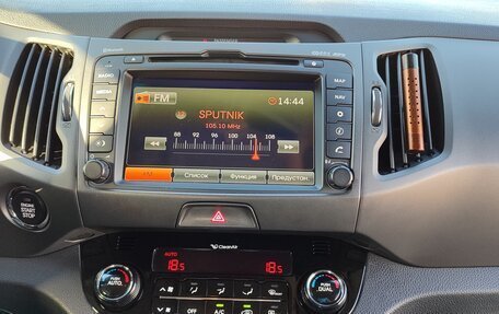 KIA Sportage III, 2011 год, 1 450 000 рублей, 11 фотография