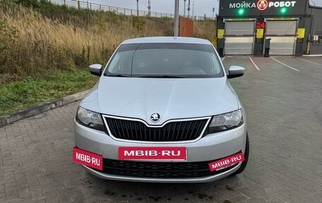 Skoda Rapid I, 2014 год, 890 000 рублей, 3 фотография