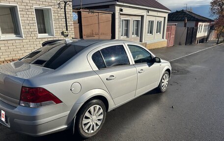 Opel Astra H, 2011 год, 635 000 рублей, 3 фотография