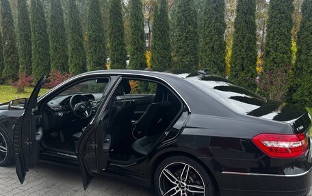 Mercedes-Benz E-Класс, 2012 год, 1 900 000 рублей, 4 фотография