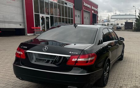 Mercedes-Benz E-Класс, 2012 год, 1 900 000 рублей, 5 фотография