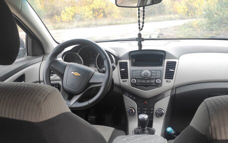 Chevrolet Cruze II, 2012 год, 830 000 рублей, 5 фотография