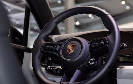Porsche Cayenne III, 2024 год, 22 500 000 рублей, 23 фотография