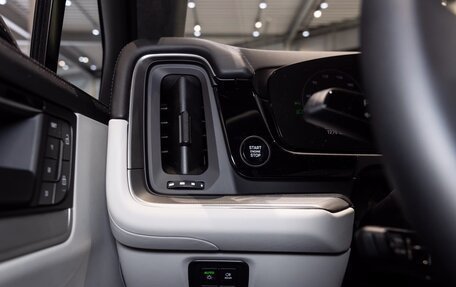 Porsche Cayenne III, 2024 год, 22 500 000 рублей, 25 фотография