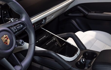 Porsche Cayenne III, 2024 год, 22 500 000 рублей, 21 фотография