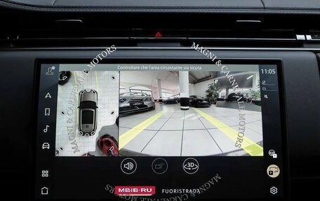 Land Rover Range Rover IV рестайлинг, 2022 год, 13 921 000 рублей, 9 фотография