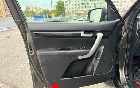 KIA Sorento II рестайлинг, 2011 год, 1 175 000 рублей, 20 фотография