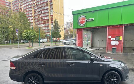 Volkswagen Polo VI (EU Market), 2011 год, 900 000 рублей, 5 фотография