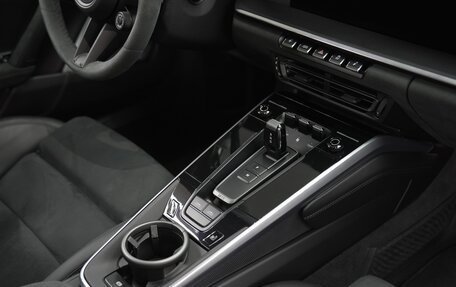 Porsche 911, 2022 год, 22 500 000 рублей, 29 фотография