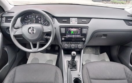 Skoda Octavia, 2018 год, 1 420 000 рублей, 17 фотография