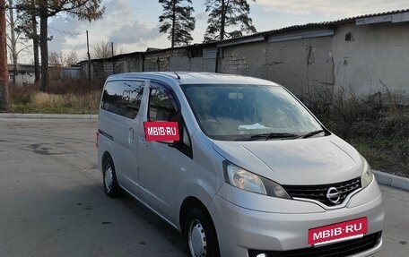 Nissan NV200, 2013 год, 1 295 000 рублей, 2 фотография