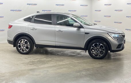 Renault Arkana I, 2022 год, 1 750 000 рублей, 8 фотография