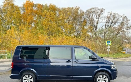 Volkswagen Caravelle T5, 2010 год, 2 200 000 рублей, 6 фотография