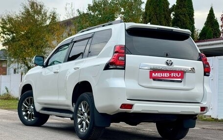 Toyota Land Cruiser Prado 150 рестайлинг 2, 2018 год, 4 000 000 рублей, 7 фотография
