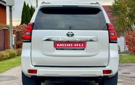Toyota Land Cruiser Prado 150 рестайлинг 2, 2018 год, 4 000 000 рублей, 6 фотография