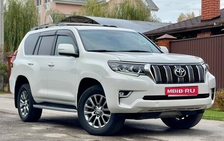Toyota Land Cruiser Prado 150 рестайлинг 2, 2018 год, 4 000 000 рублей, 3 фотография