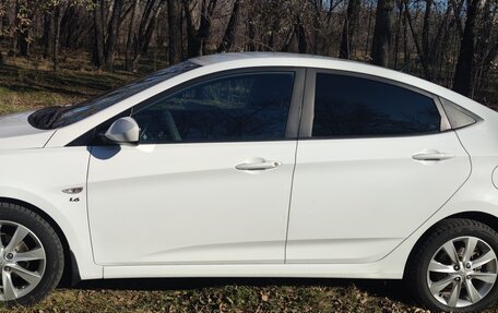 Hyundai Solaris II рестайлинг, 2016 год, 1 400 000 рублей, 8 фотография