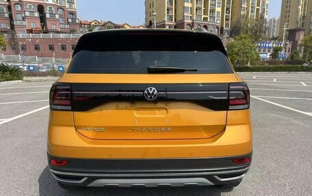 Volkswagen T-Cross I, 2022 год, 1 550 000 рублей, 4 фотография