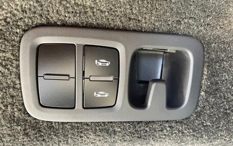 Bentley Bentayga I, 2022 год, 18 500 000 рублей, 14 фотография