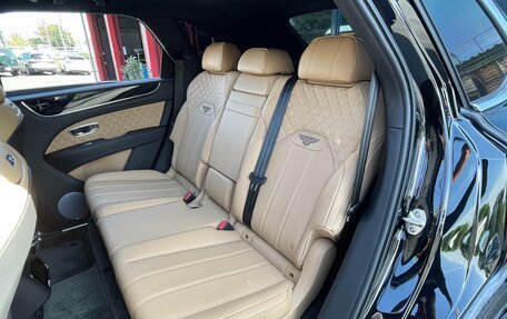 Bentley Bentayga I, 2022 год, 18 500 000 рублей, 26 фотография