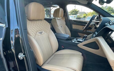 Bentley Bentayga I, 2022 год, 18 500 000 рублей, 22 фотография