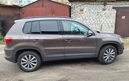 Volkswagen Tiguan I, 2015 год, 1 820 000 рублей, 4 фотография