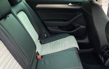 Volkswagen Passat B8 рестайлинг, 2019 год, 2 750 000 рублей, 8 фотография